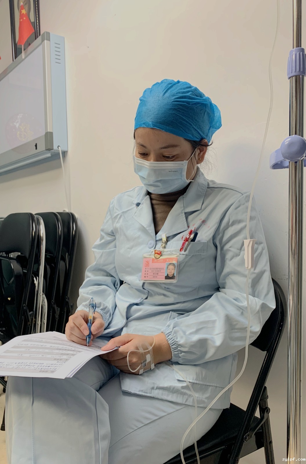 《不忘初心 坚守岗位》.jpg